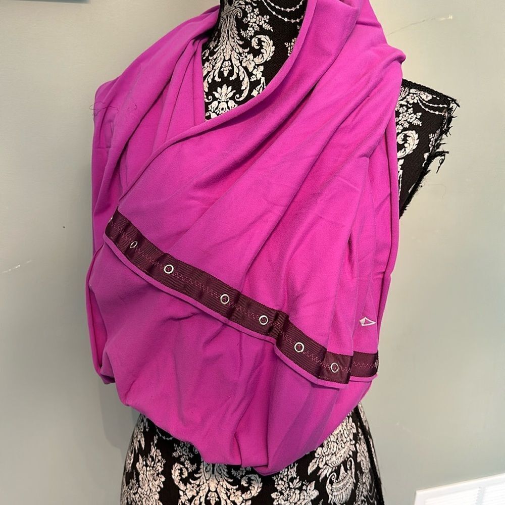 Ivivva infinity scarf